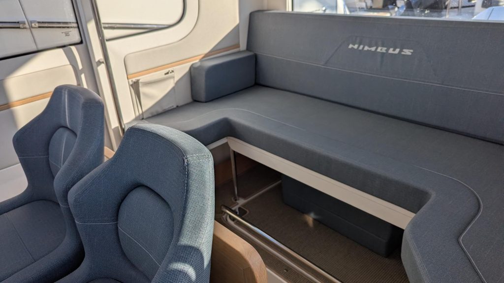 PXL_20251125_125628570