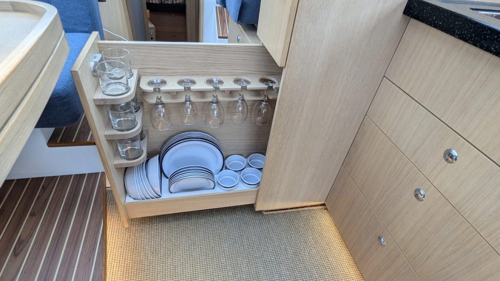 261a0d8e3abf4b9194c6d078f23023efa503e6f2fab34ac990d619142db56c79 copy