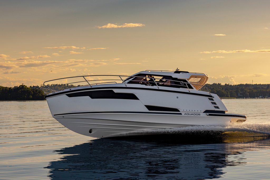 300HT-Intro-1024x683