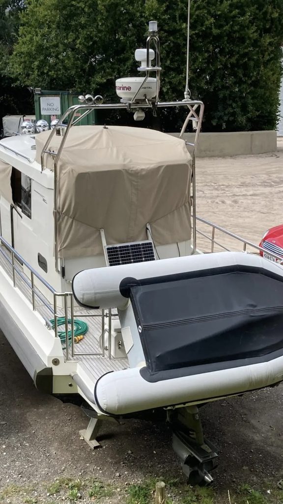 e6d642ad690e4690b1f9e550b15526fdba2d584a71bd49938a6b843f46ff0973 copy