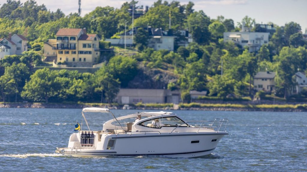 305DH_E-power_Q6A0233-2048x1366