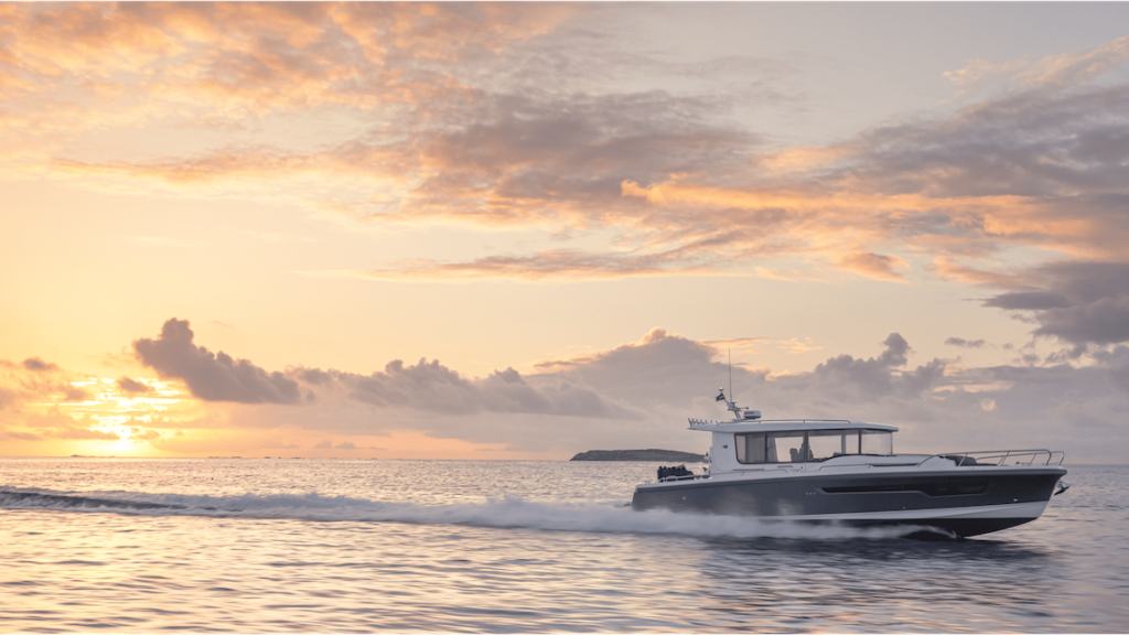 C11-inboard_Q6A7572-2048x1099