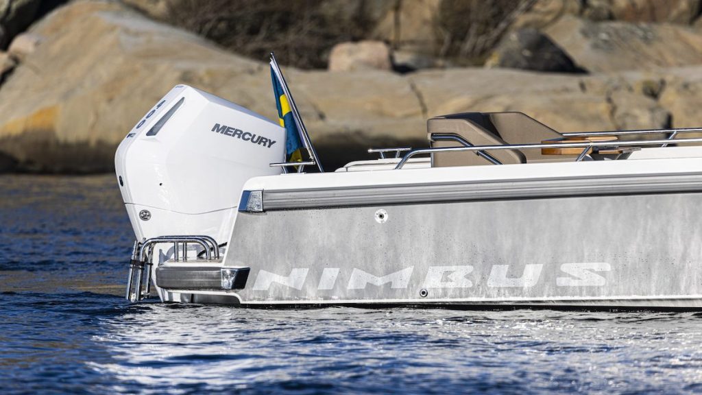 Nimbus-MY23-T9-T-top-_K0A0118-2048x1366