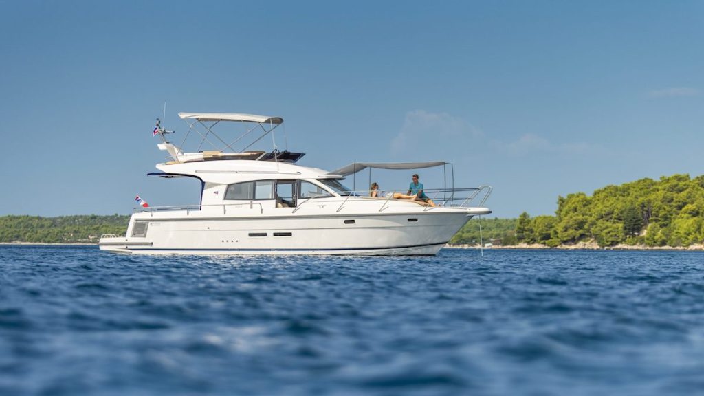 Nimbus_405_Flybridge_K0A6943-scaled