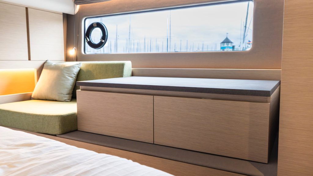 Nimbus_495_SB_Office_Cabin_A9A0629