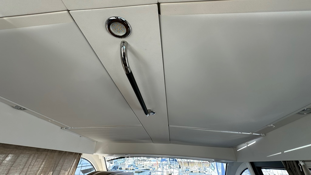 D7AD50CA-9F14-49C0-90C5-D5AFF5D936E0_1_105_c