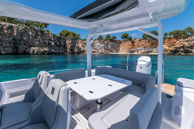 Axopar 29 Sun Top Aft