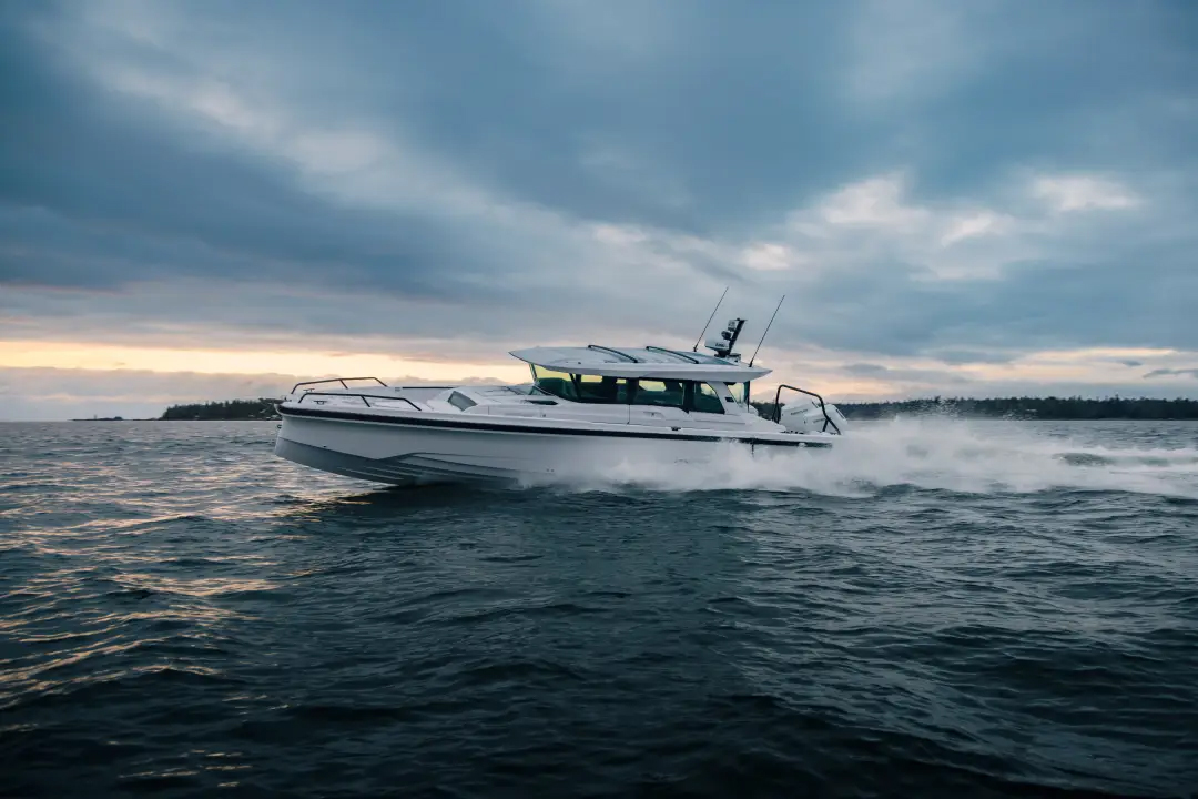 Axopar 38 Cross Cabin