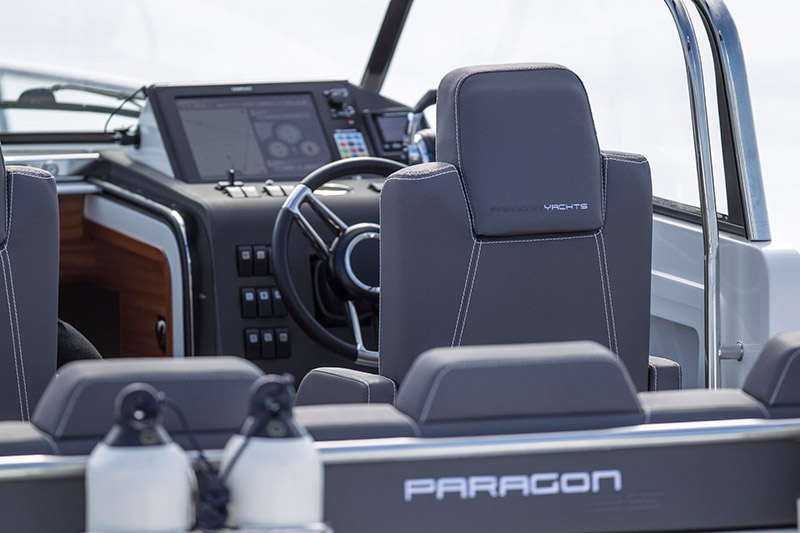 Paragon Yachts 25 Open Helm