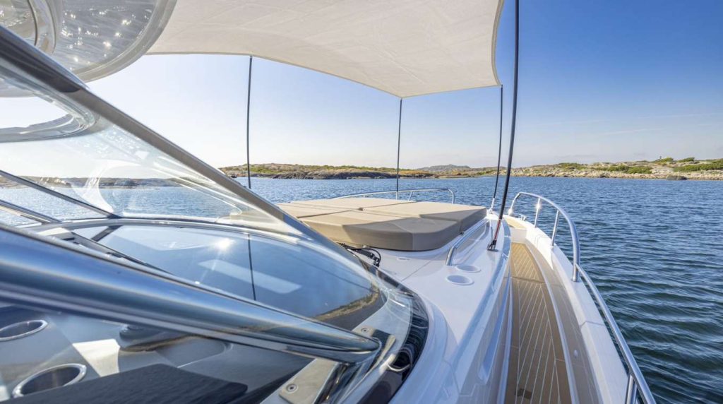Nimbus Sports Weekender 42 Bow Seating